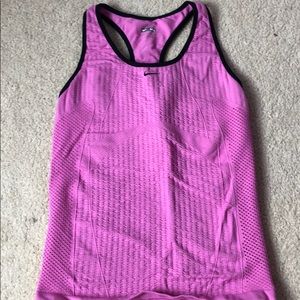 Nike workout tank top